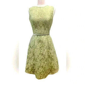 Women’s COLOUR by Kenneth Winston